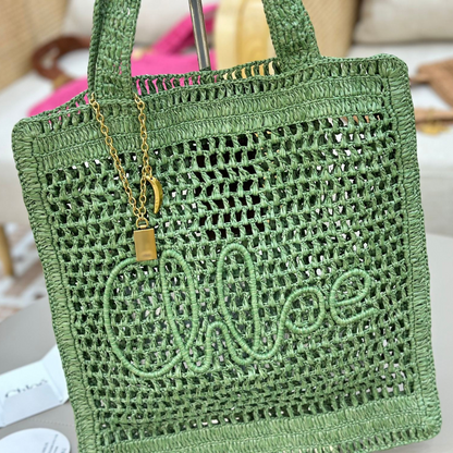 Chloé Summer Banana Bag In Raffia