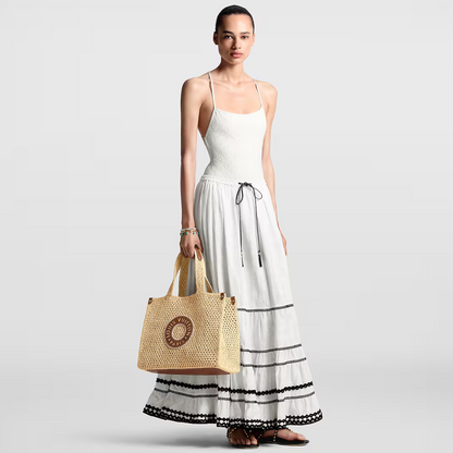 Louis Vuitton Onthego Mm Handbag In Raffia By The Pool