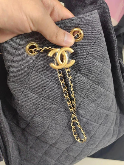 Chanel 25 Medium Shoulder Bag – Exclusive