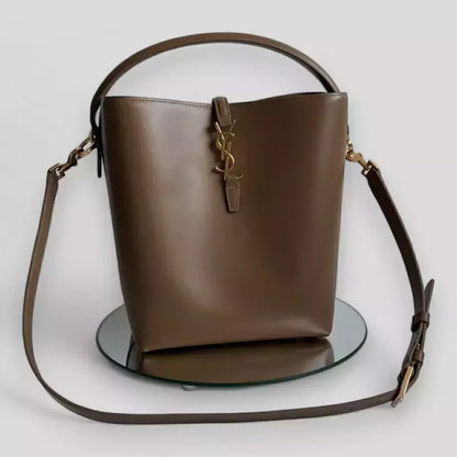 Saint Laurent Le 37 Bucket Bag In Glossy Leather – Exclusive