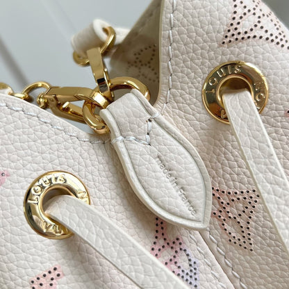 Louis Vuitton Bella Mahina Handbag – Exclusive