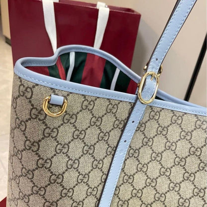 Großer GG-Emblem-Shopper von Gucci – Exklusiv